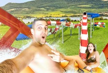 Exotika v Pasohlávkách. Aqualand zasypal Nafukovací svět pískem, sází na klid Exotika v Pasohlávkách. Aqualand zasypal Nafukovací svět pískem, sází na klid