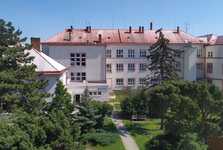 Nemocnice Hustopeče ruší pohotovost! Pacienty s akutními potížemi ošetří v Břeclavi Nemocnice Hustopeče ruší pohotovost! Pacienty s akutními potížemi ošetří v Břeclavi